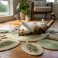 Katzenspielzeug aus Sisal mit Catnip und Beißkissen